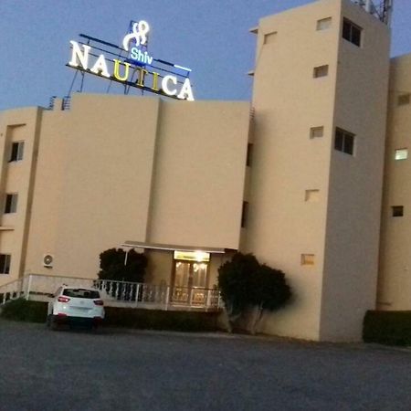 The Shiv Nautica Hotell Mundra Exteriör bild